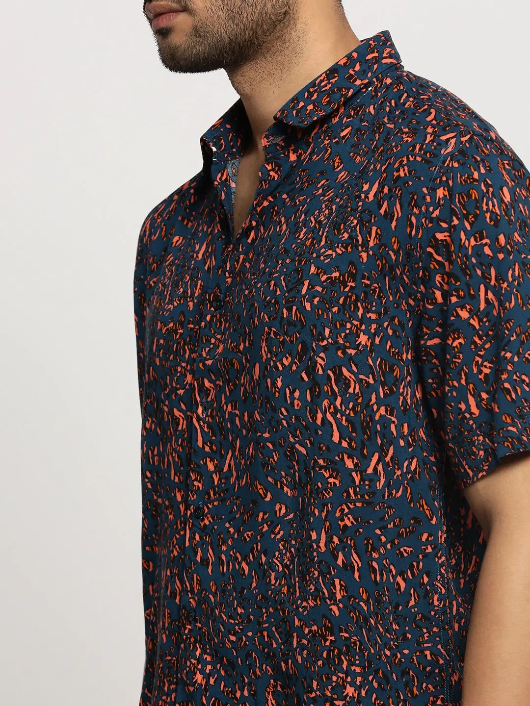 Men's Teal Spread Collar Abstract Shirt