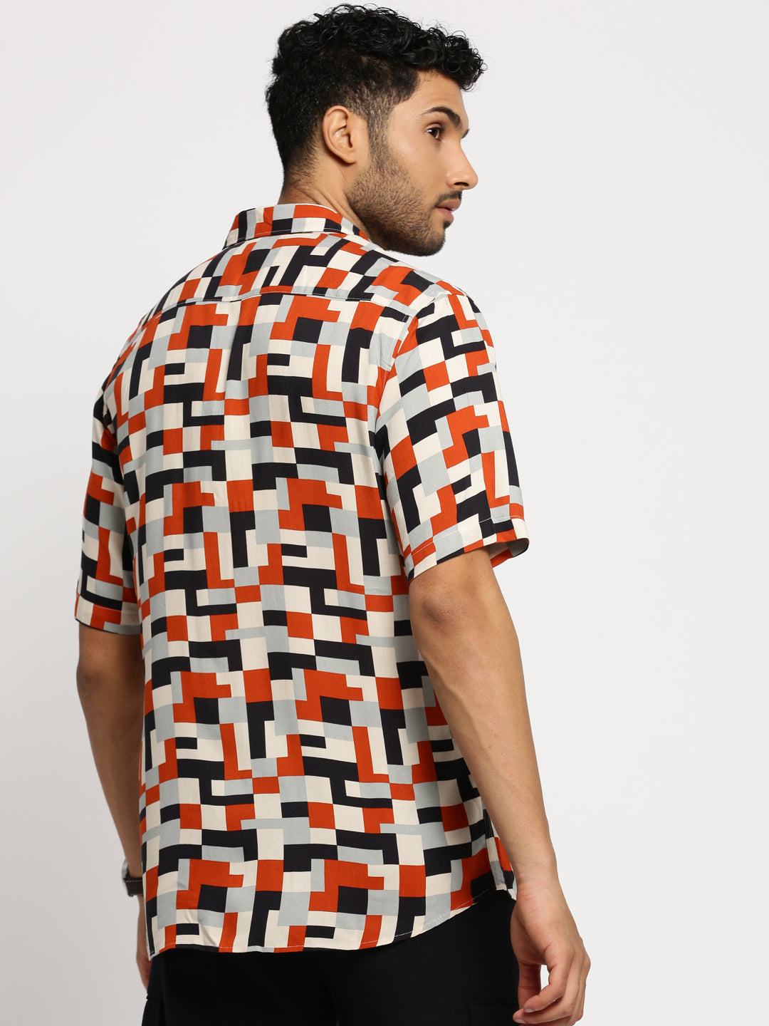 Men's Multi Spread Collar Geometric Shirt