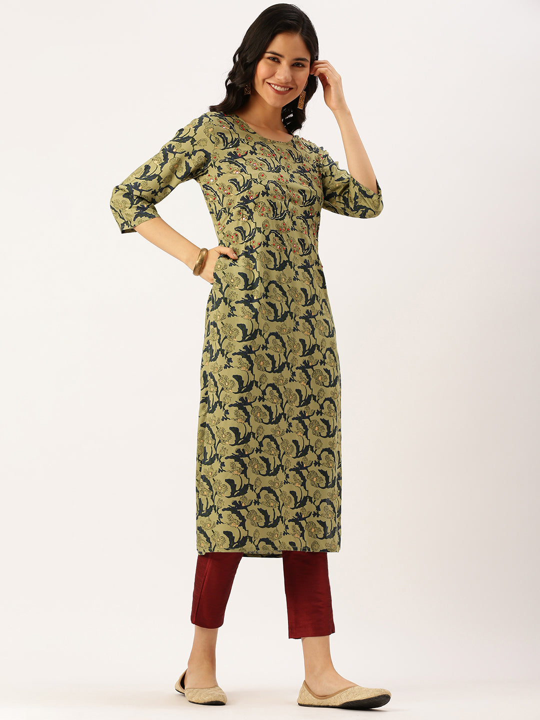 Women's Green Printed Straight Kurtas