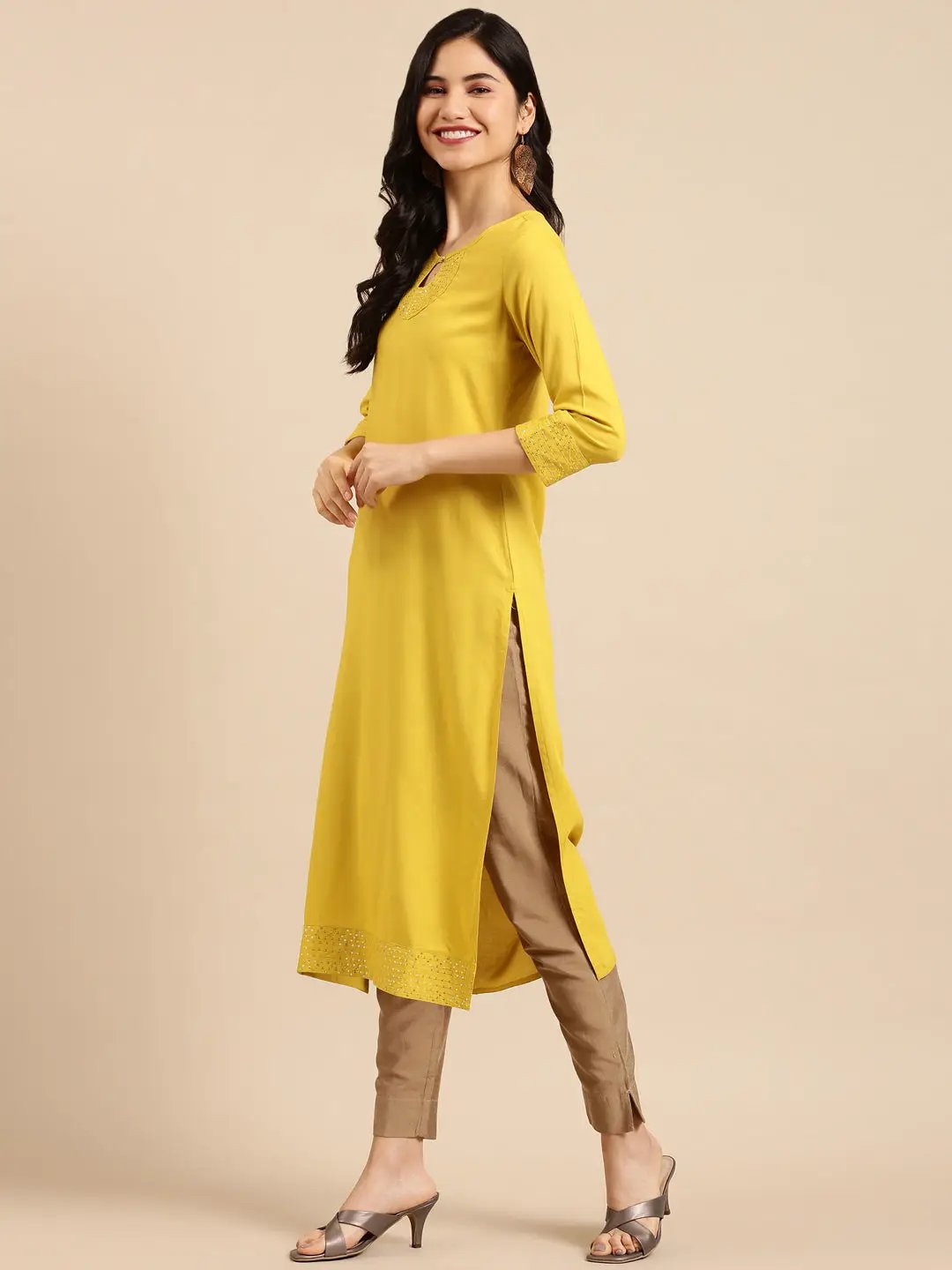 Women's Yellow Embellished Straight Kurta