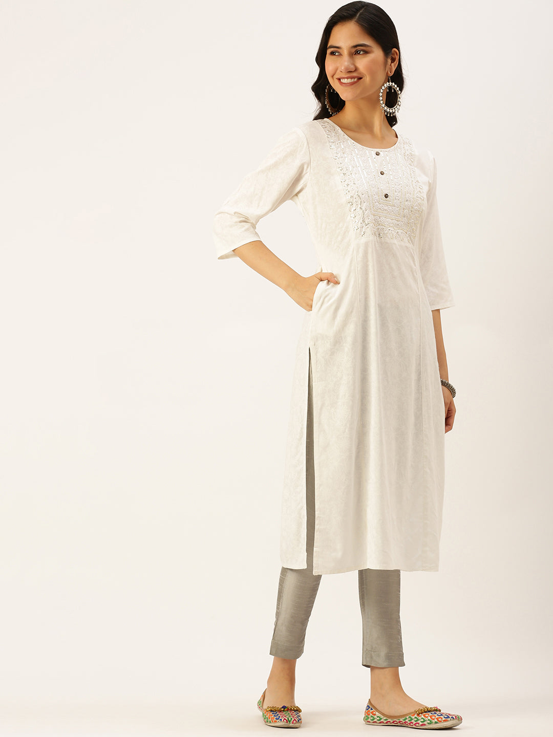 Women's White Printed Straight Kurtas