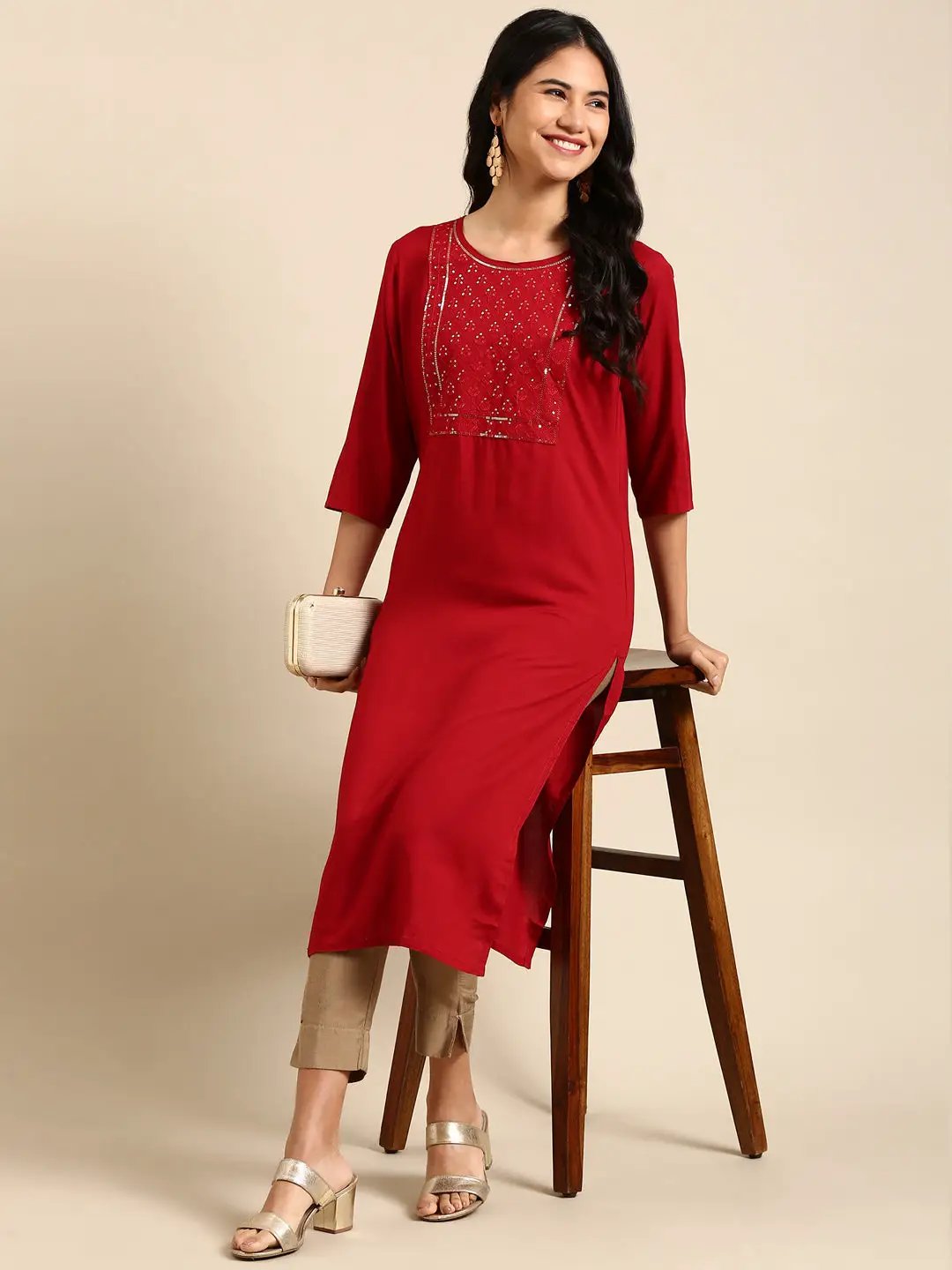 Women's Red Solid Straight Kurta