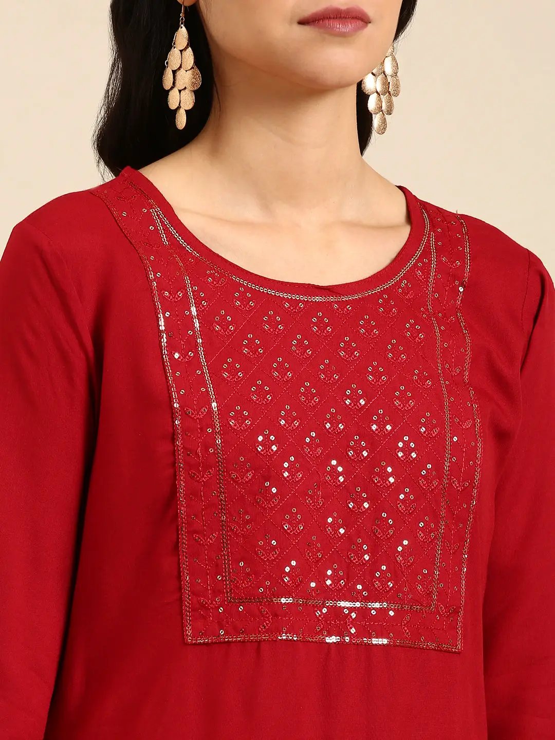 Women's Red Solid Straight Kurta