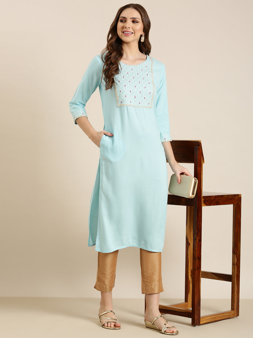 Women Blue Solid Straight Kurta