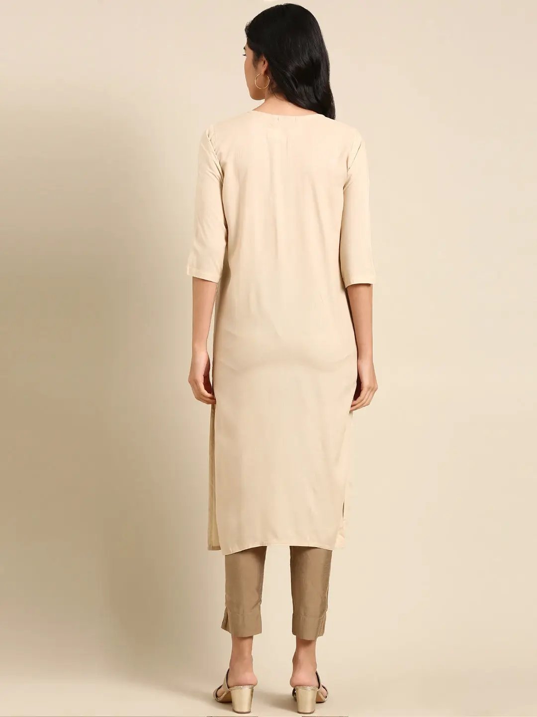Women's Beige Solid Straight Kurta