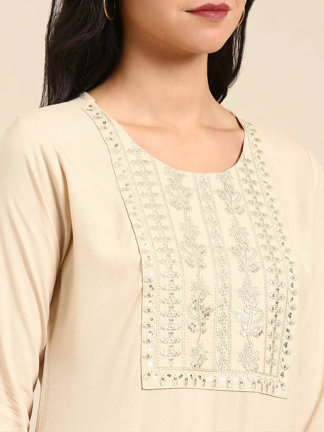 Women's Beige Solid Straight Kurta