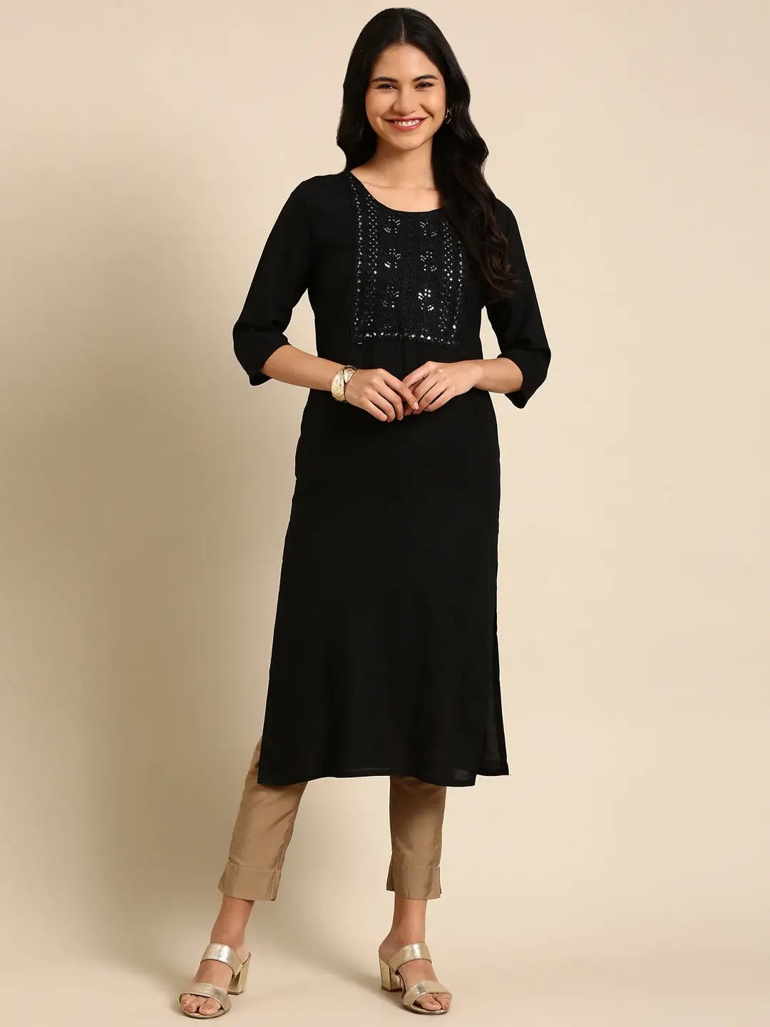 Women's Black Solid Straight Kurta