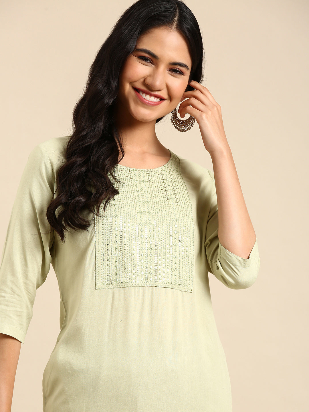 Women's Green Solid Straight Kurta