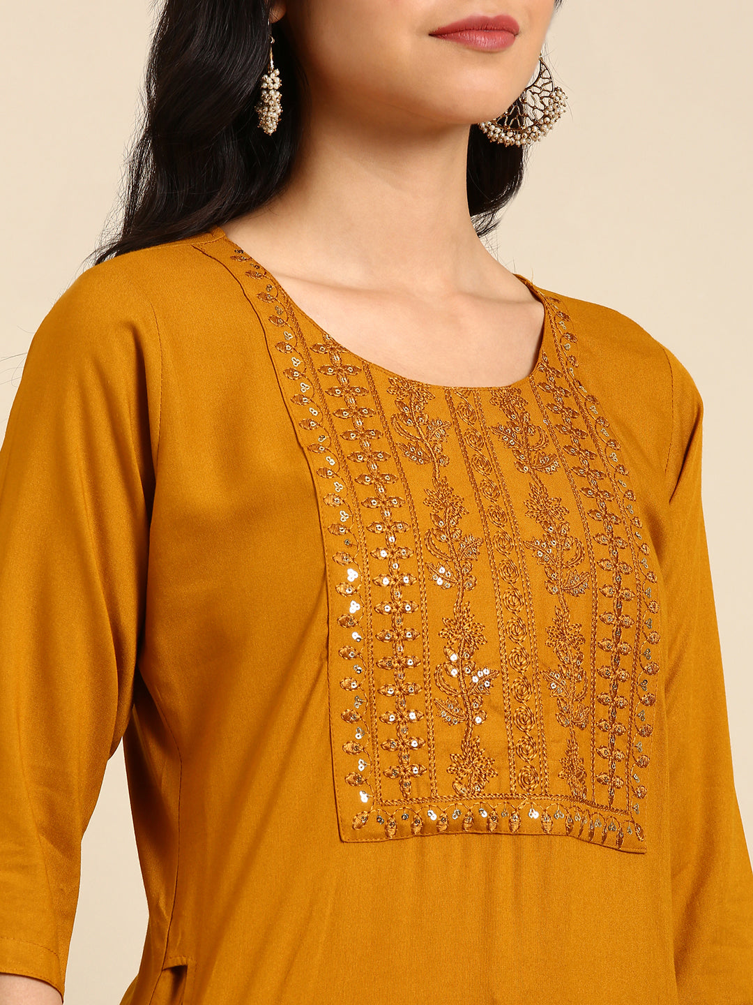 Women's Mustard Solid Straight Kurta