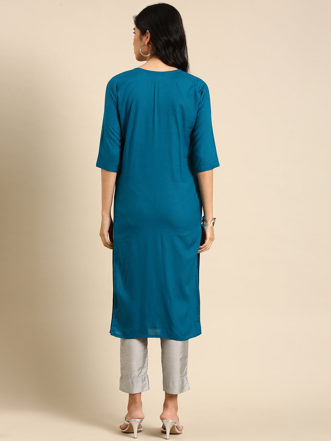 Women's Blue Solid Straight Kurta