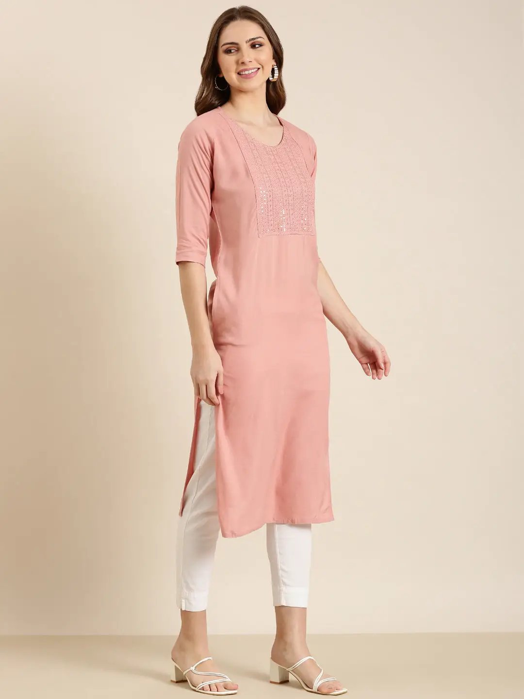 Women's Mauve Solid Straight Kurta