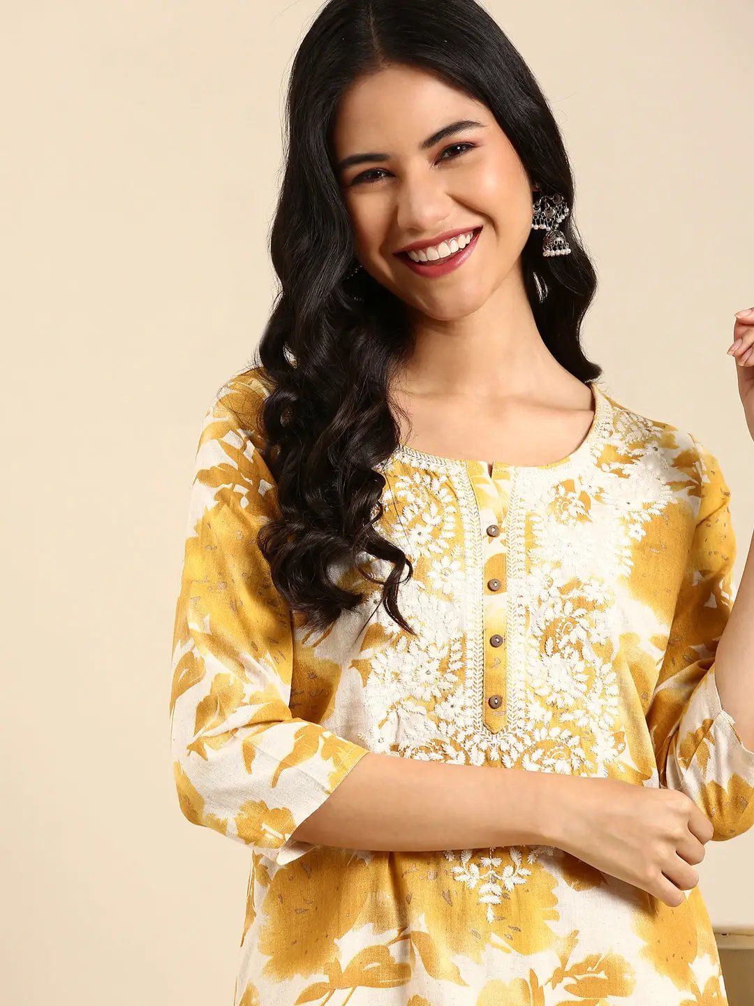 Women's Yellow Printed Straight Kurta
