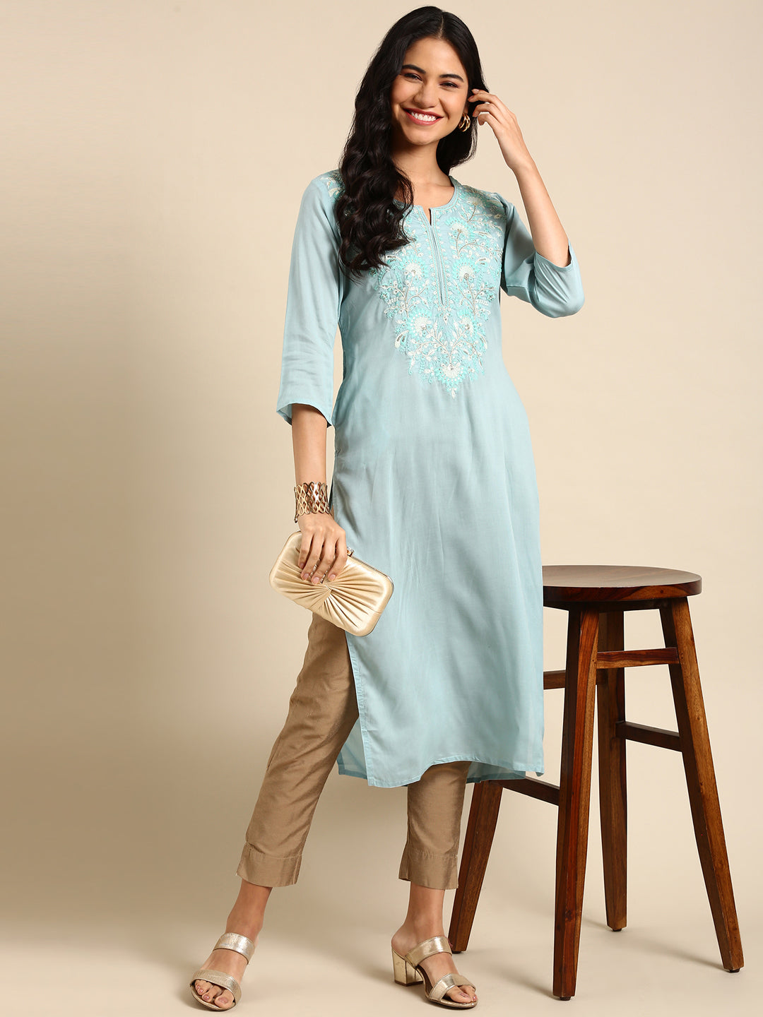 Women's Blue Solid Straight Kurta