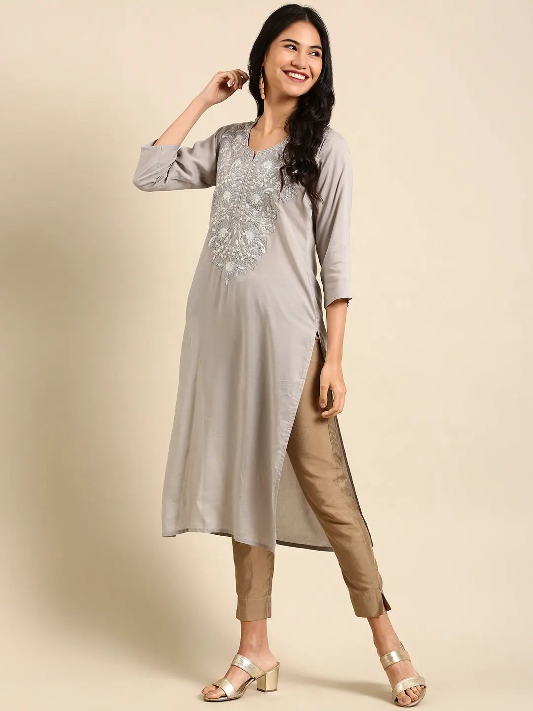 Women's Grey Solid Straight Kurta