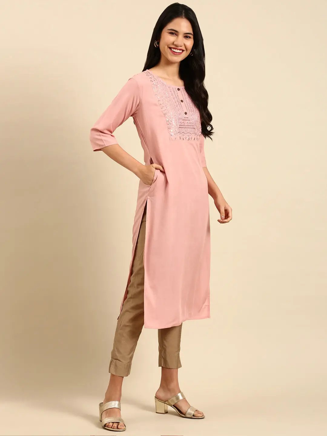 Women's Purple Solid Straight Kurta