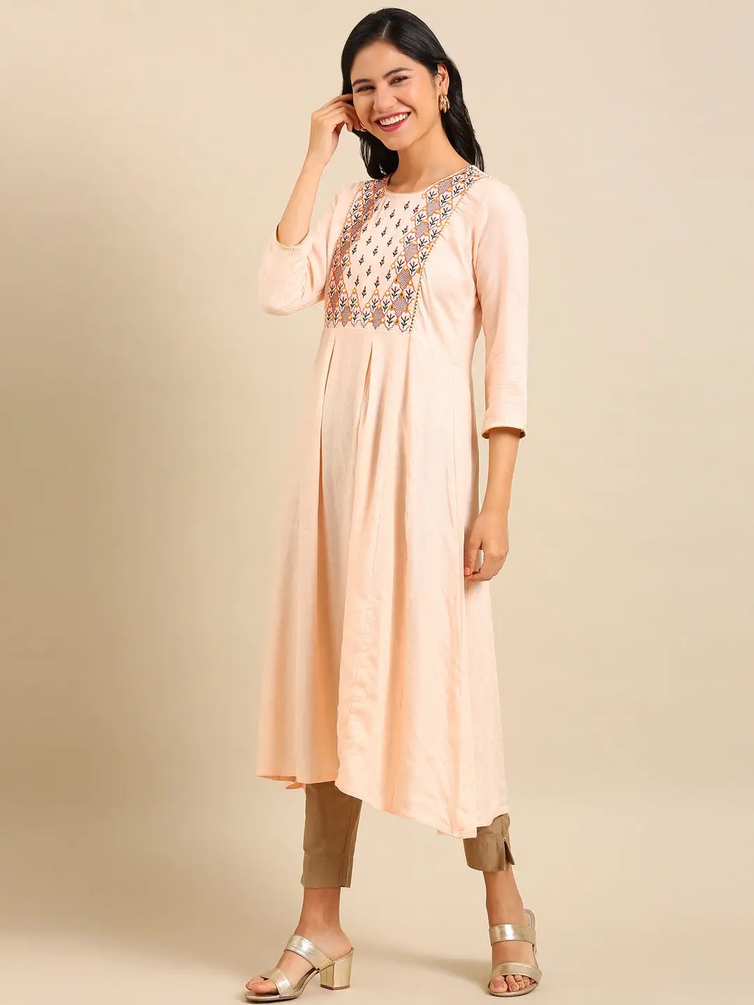 Women's Peach Solid Anarkali Kurta