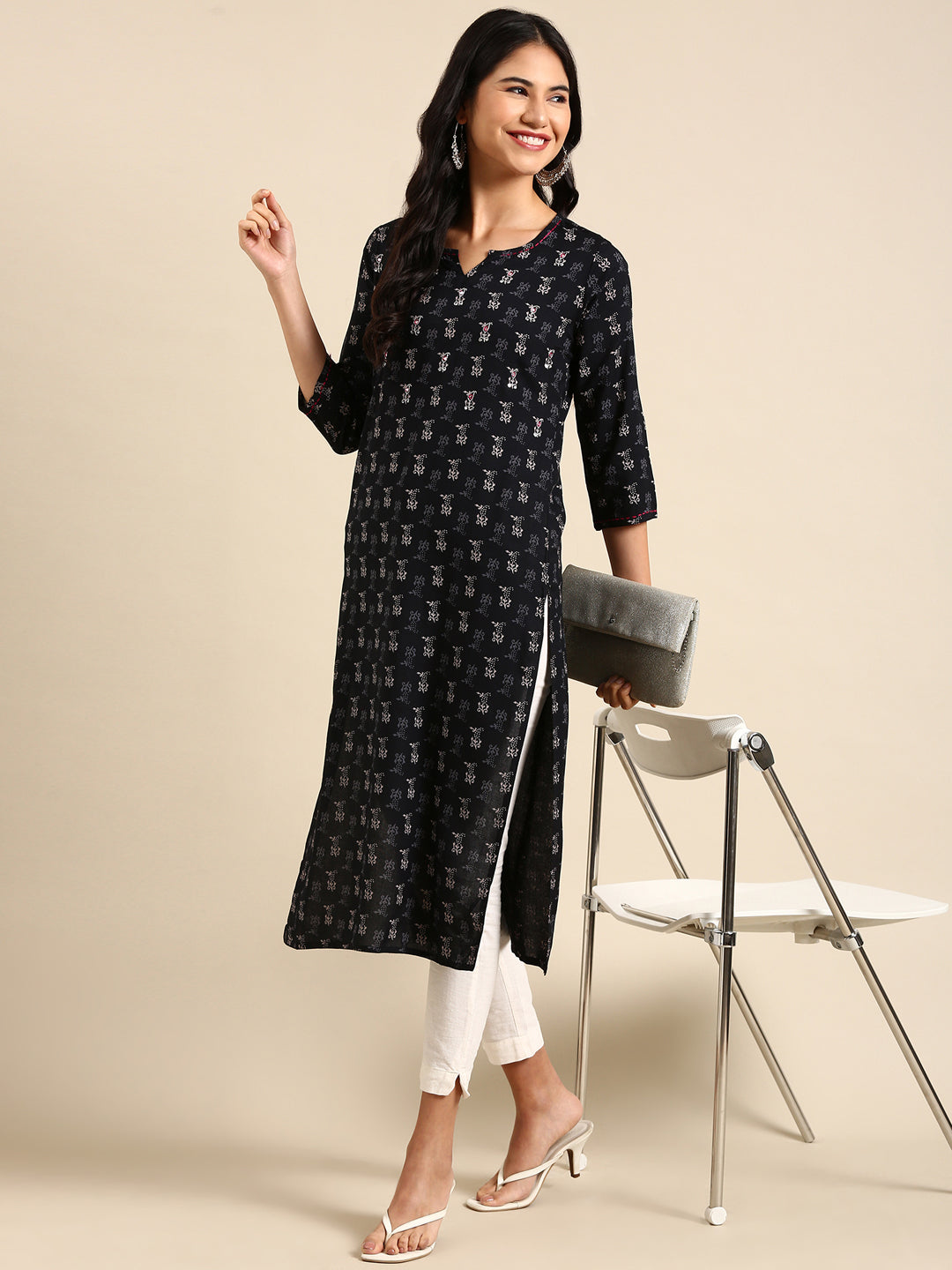 Women's Black Printed Straight Kurta