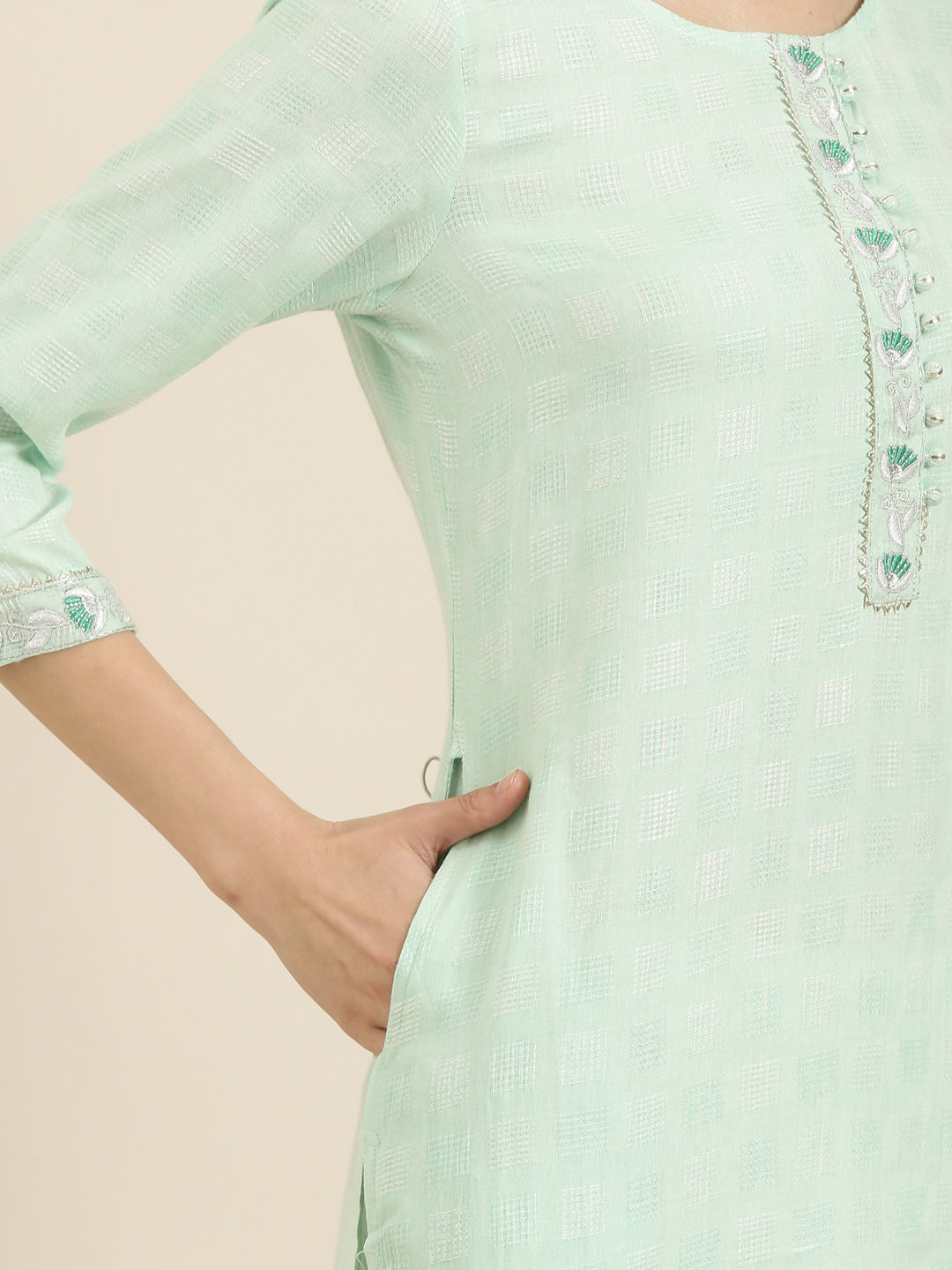 Women Sea Green Solid Straight Kurta