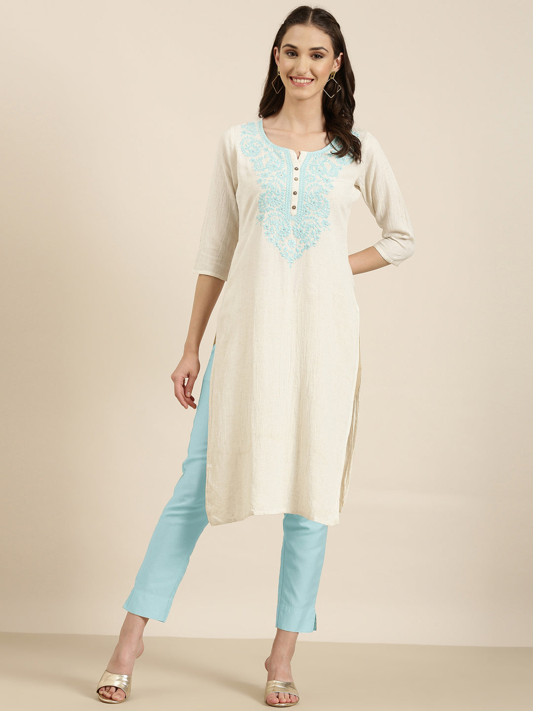 Women Off White Solid Straight Kurta