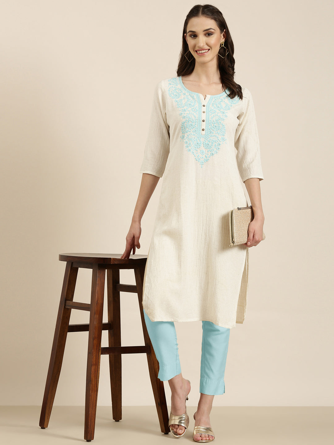 Women Off White Solid Straight Kurta