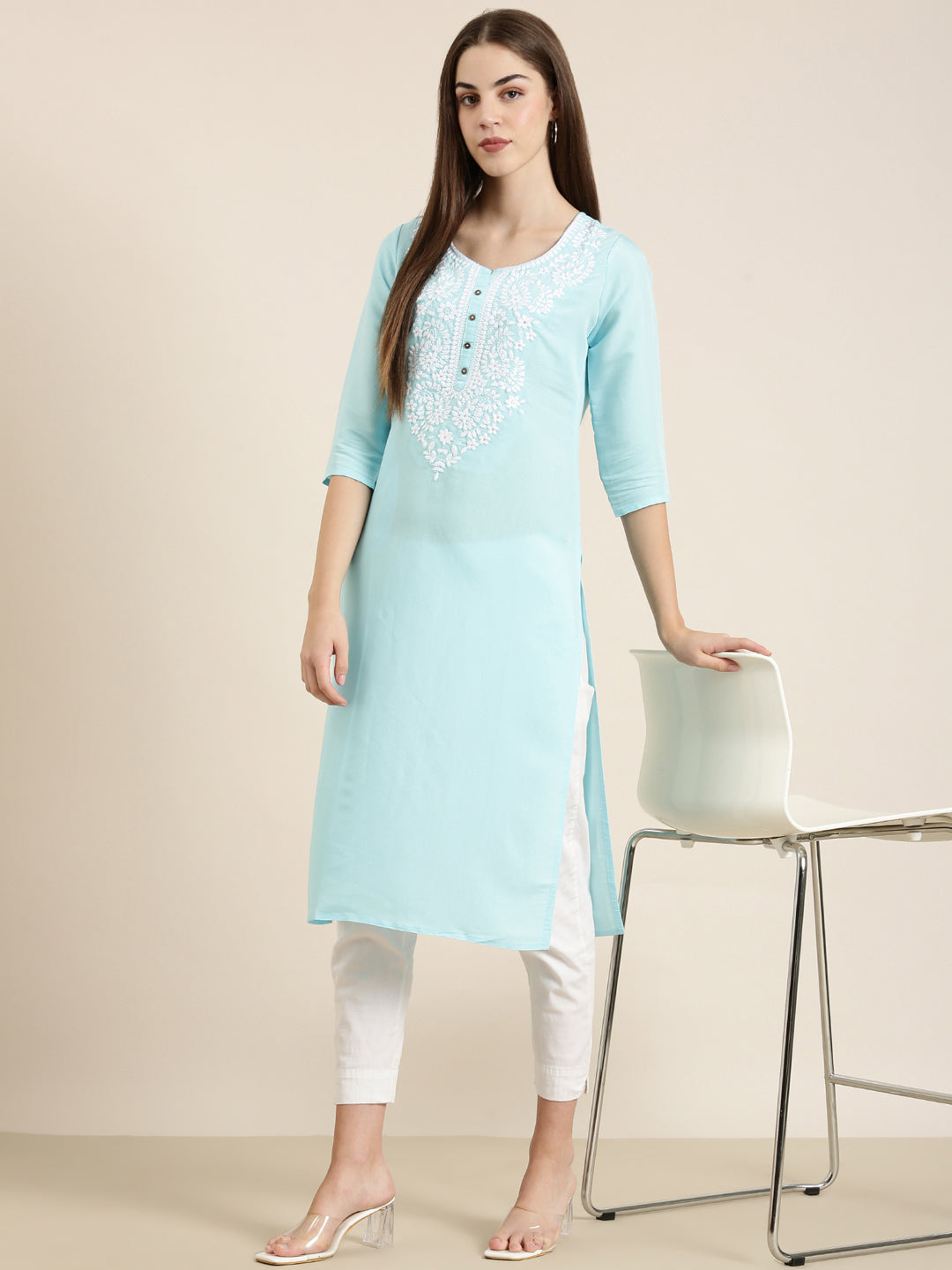 Women Blue Solid Straight Kurta