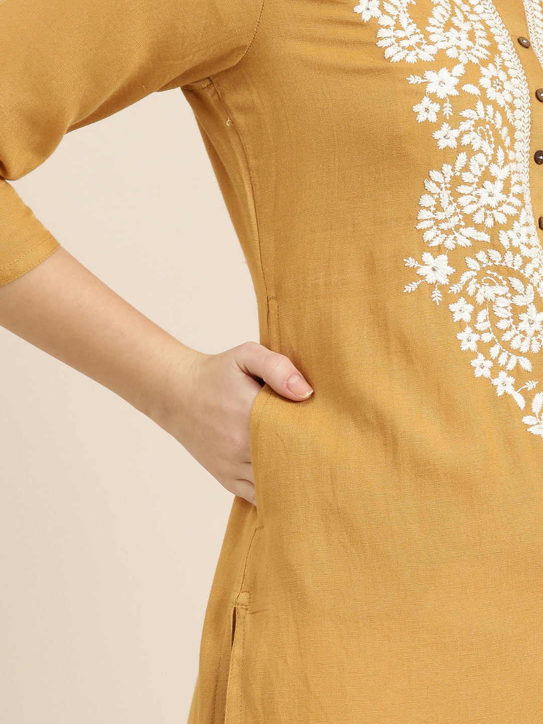 Women Mustard Solid Straight Kurta