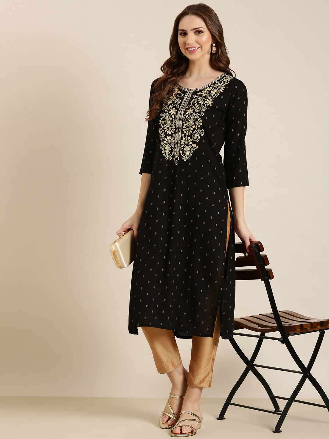 Women Black Floral Straight Kurta