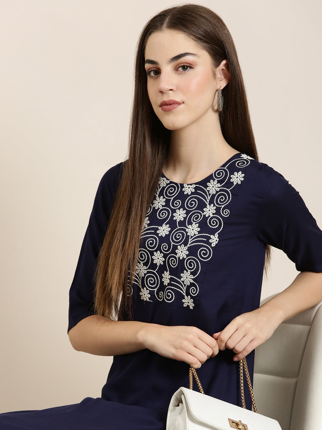 Women Navy Blue Solid Straight Kurta