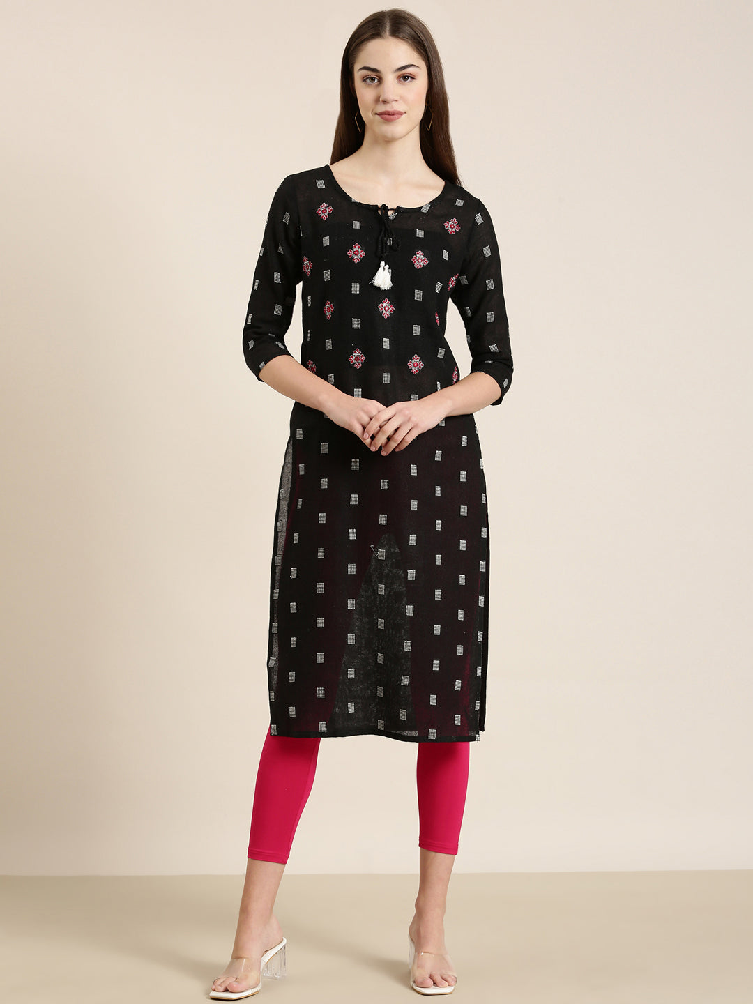 Women Black Solid Straight Kurta