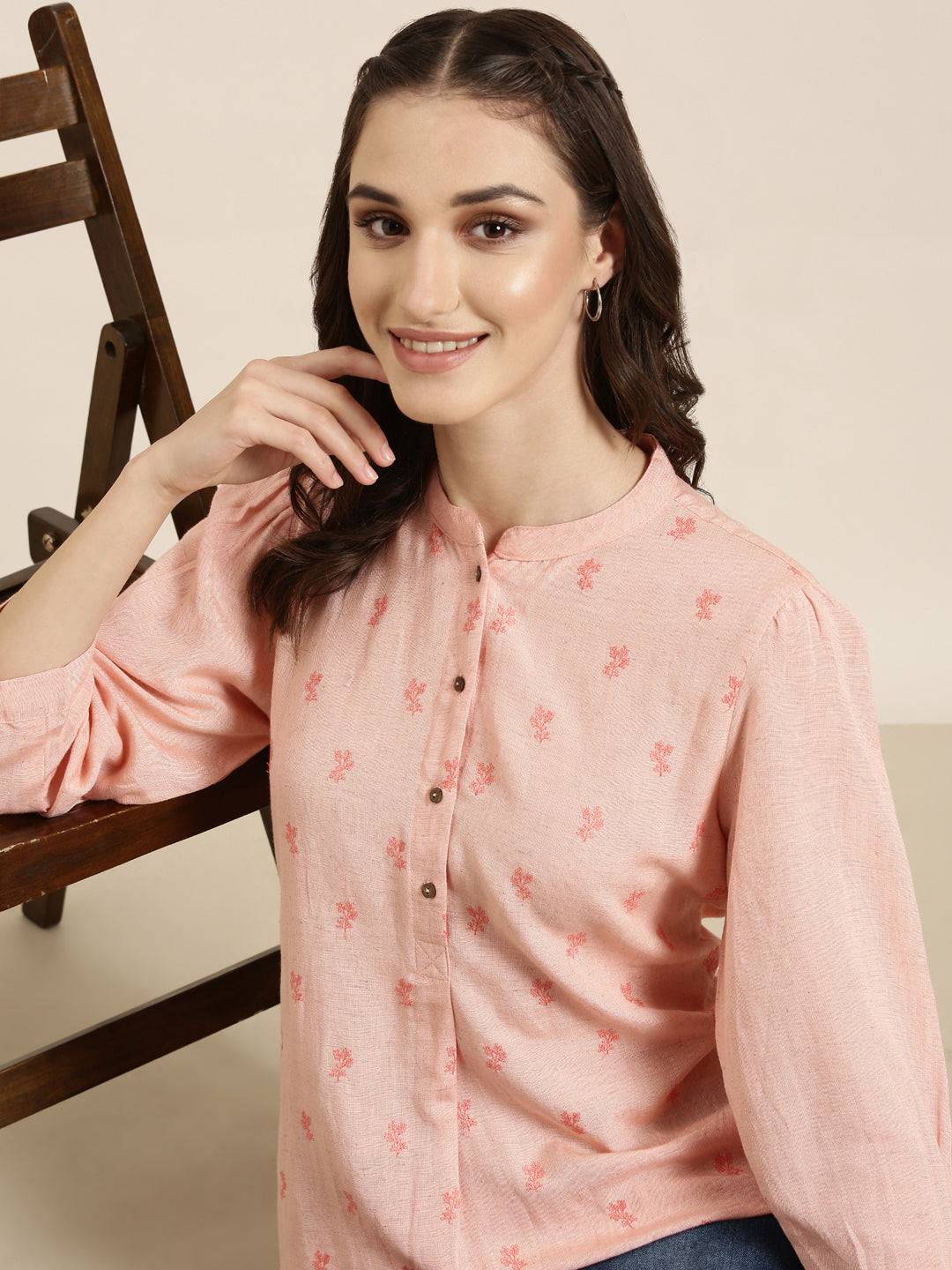 Women Peach Floral Straight Kurti