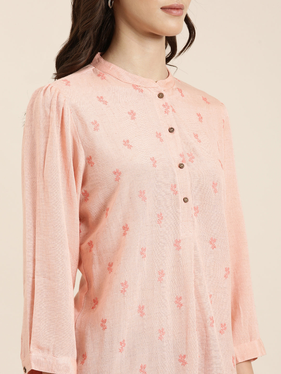 Women Peach Floral Straight Kurti