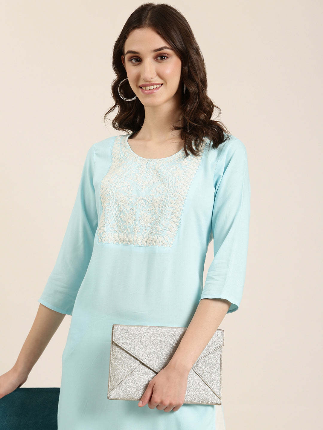 Women Blue Solid Straight Kurta