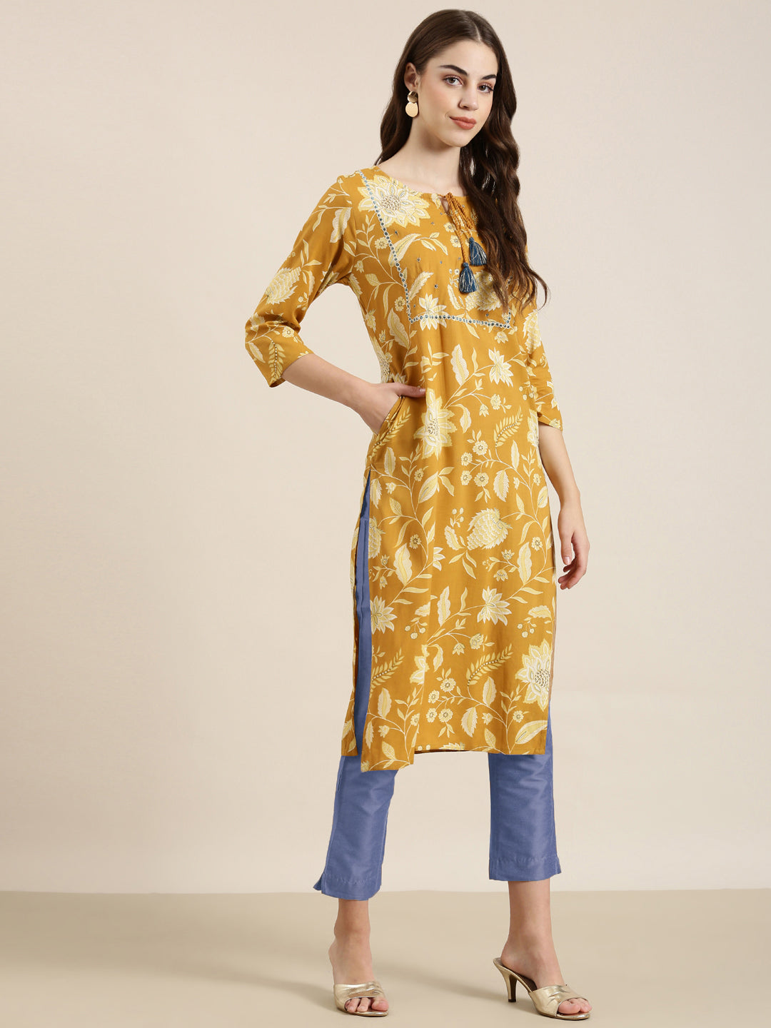 Women Mustard Floral Straight Kurta