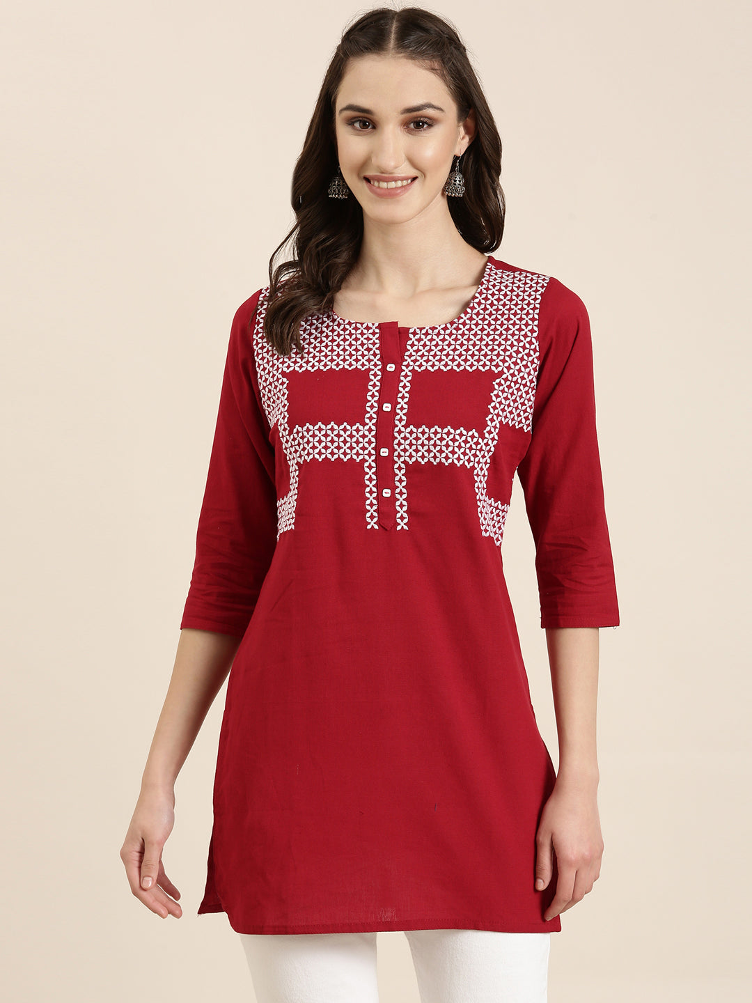 Women Maroon Solid Straight Kurti