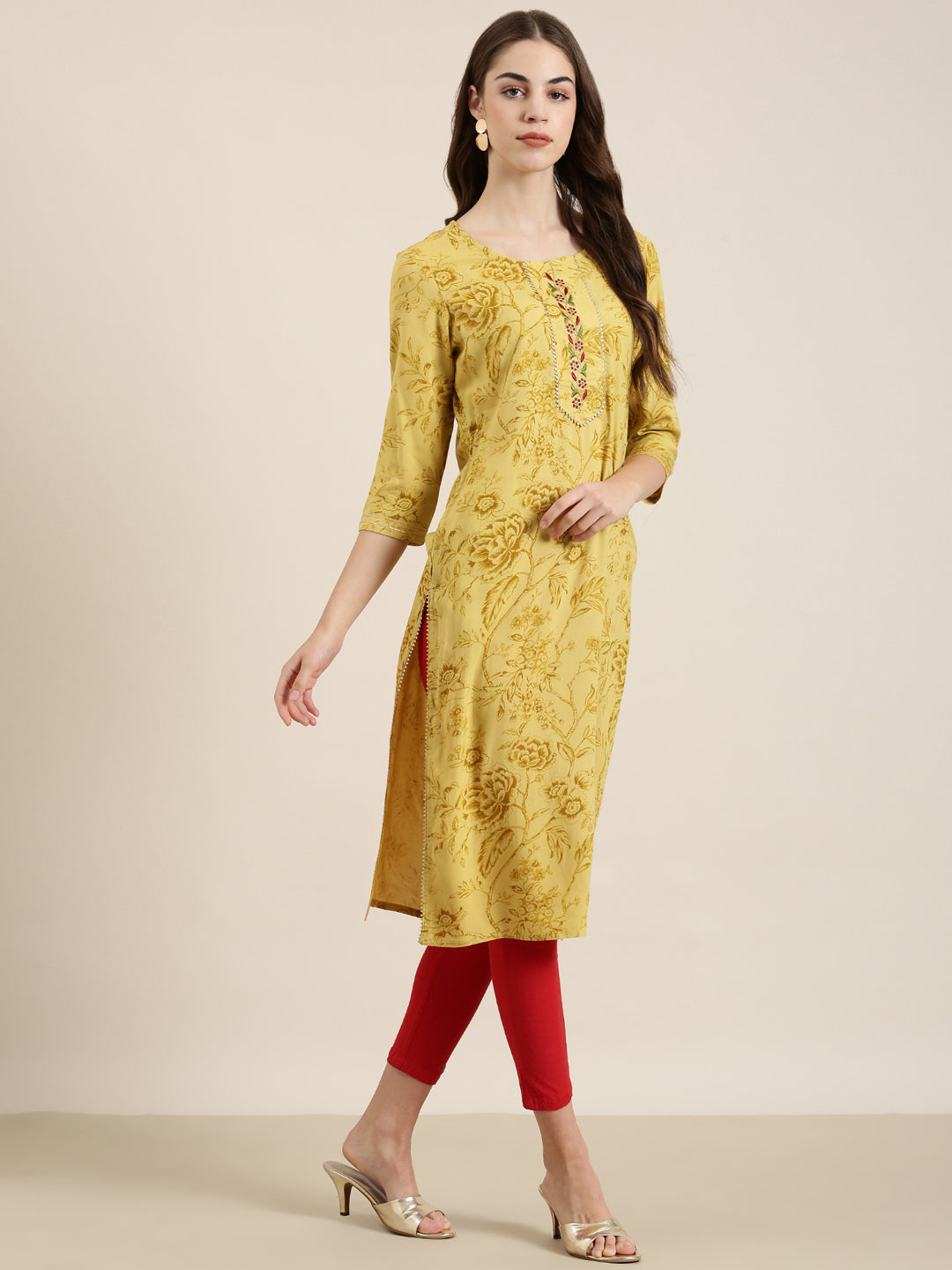 Women Mustard Floral Straight Kurta