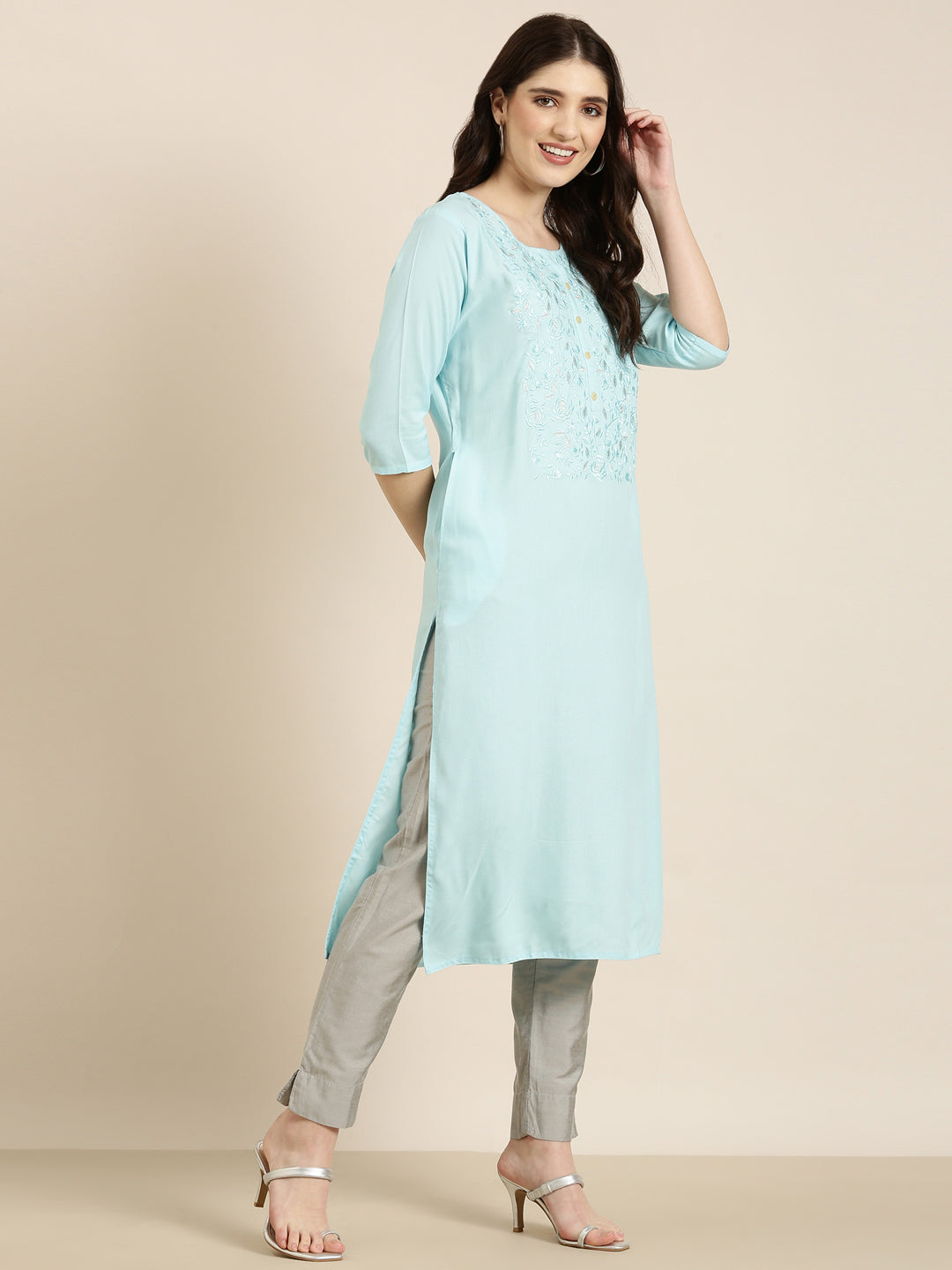 Women Blue Solid Straight Kurta