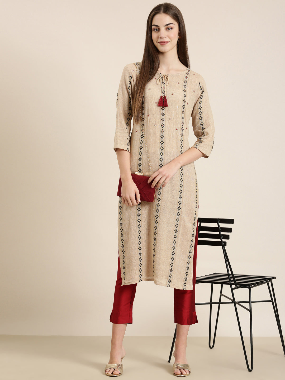 Women Beige Solid Straight Kurta