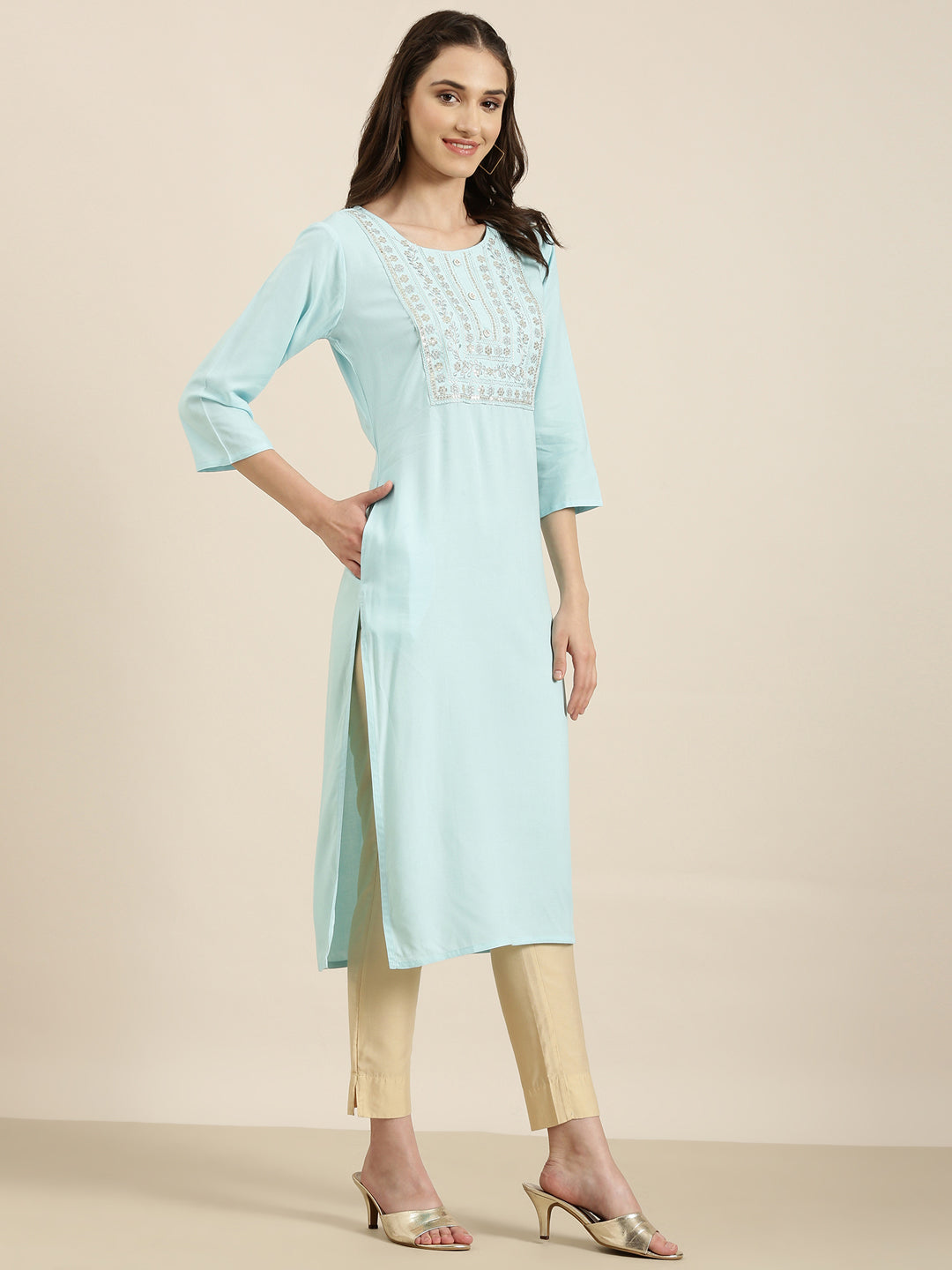 Women Blue Solid Straight Kurta