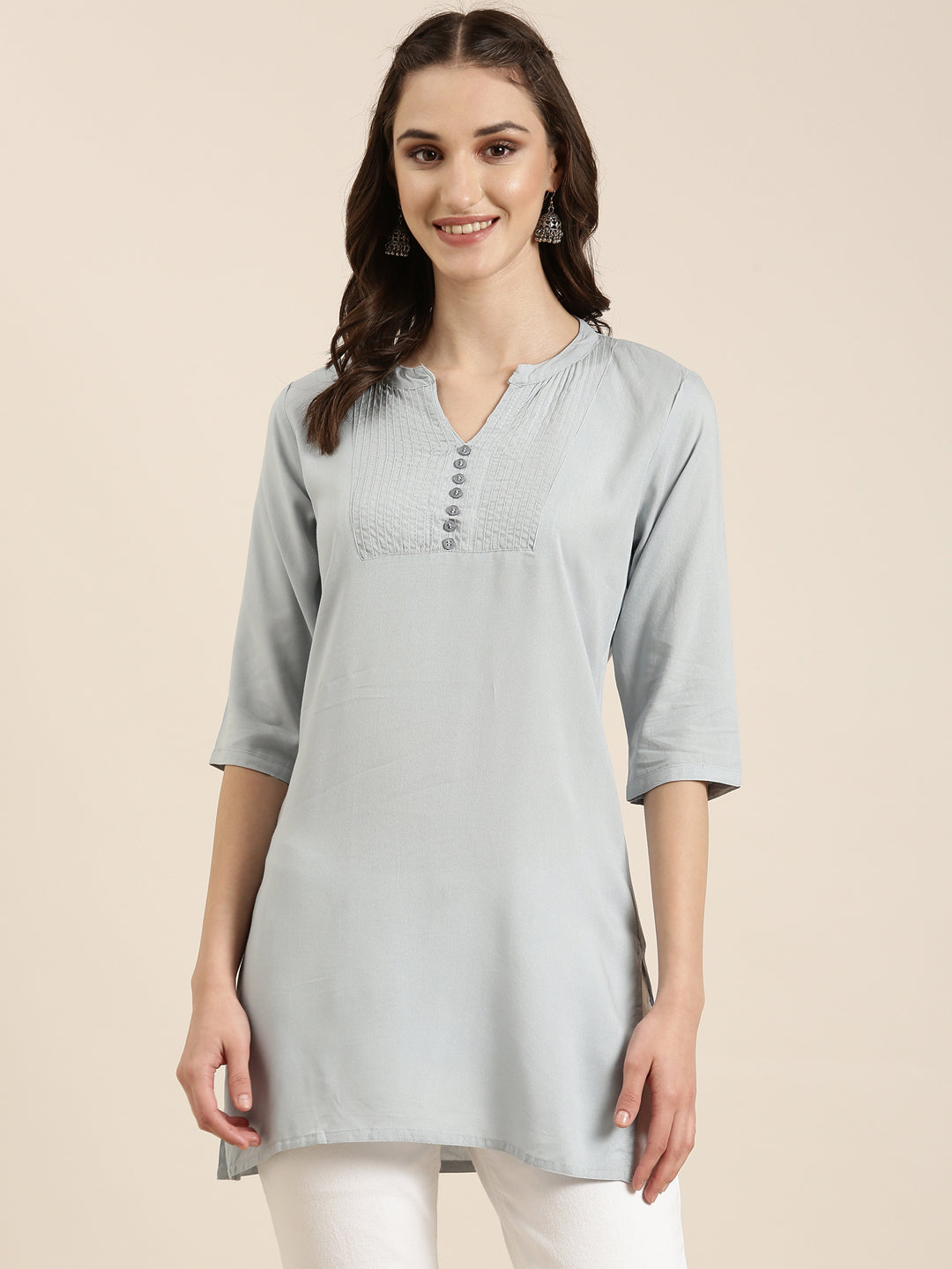 Women Grey Solid Straight Kurti