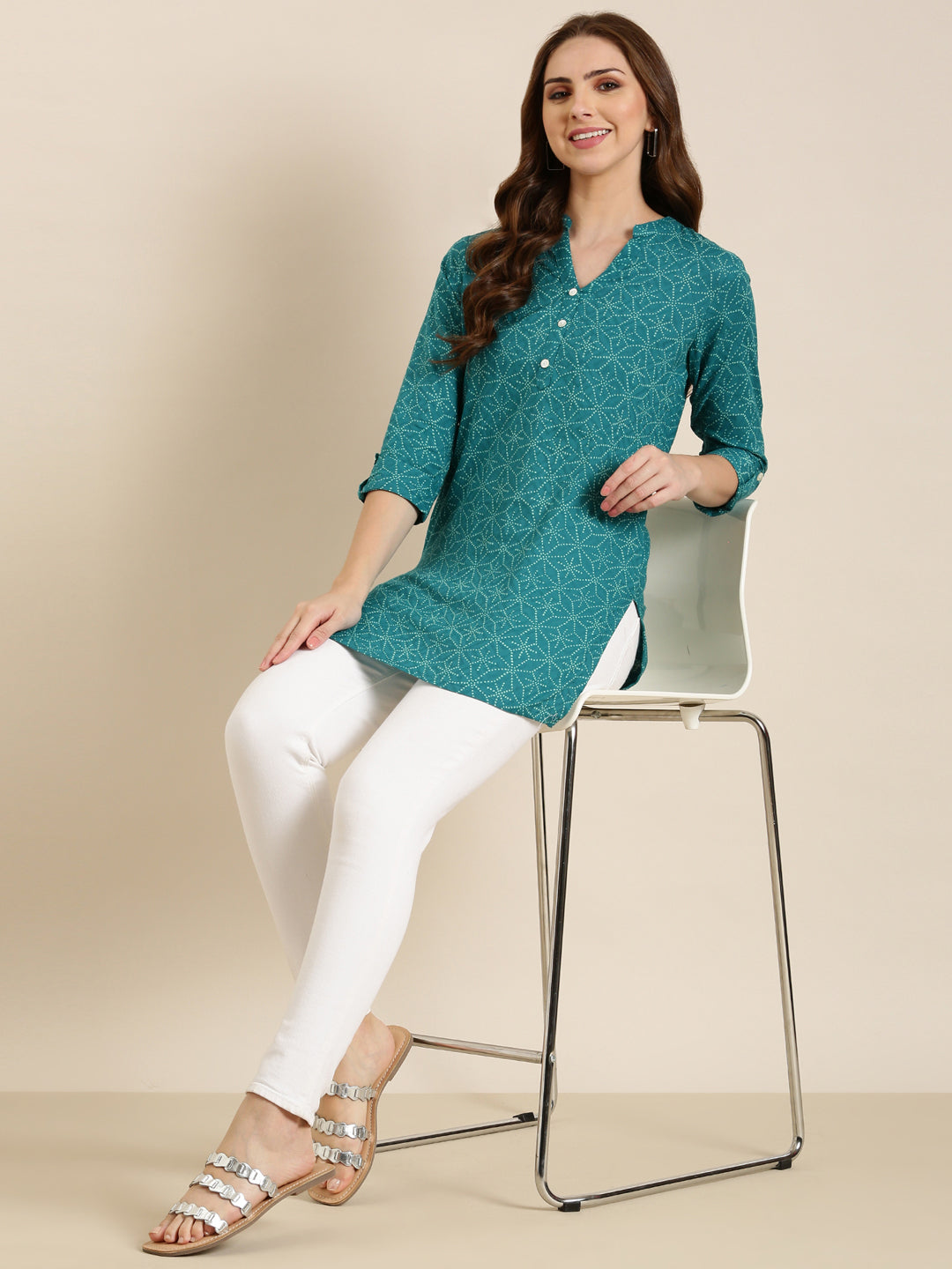 Women Teal Geometric Straight Kurti