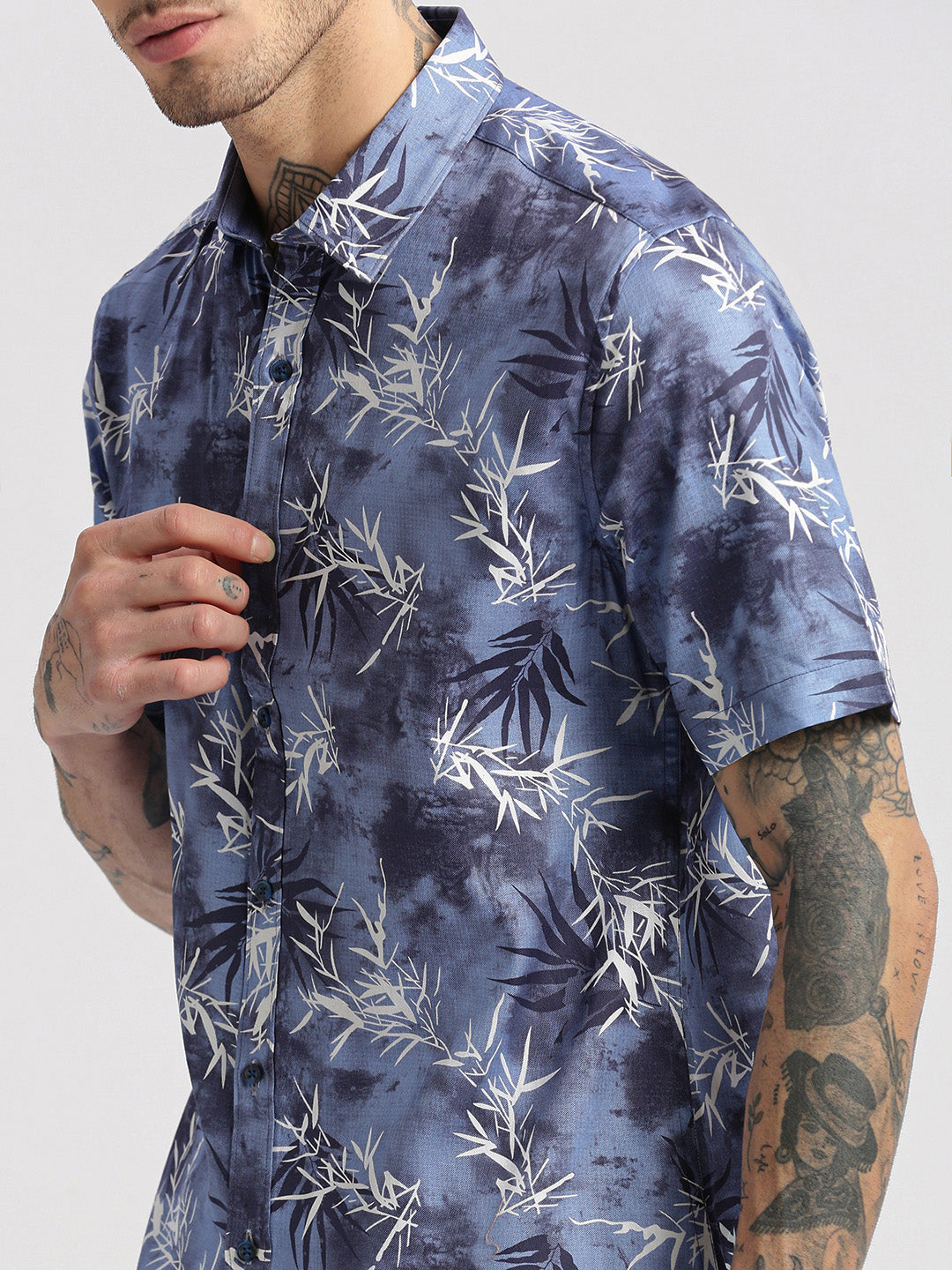 Men Spread Collar Floral Blue Casual Shirt