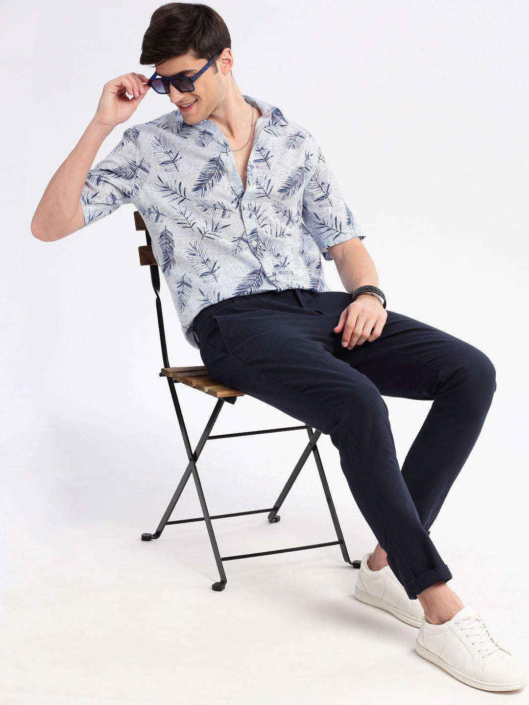 Men Spread Collar Floral Blue Casual Shirt