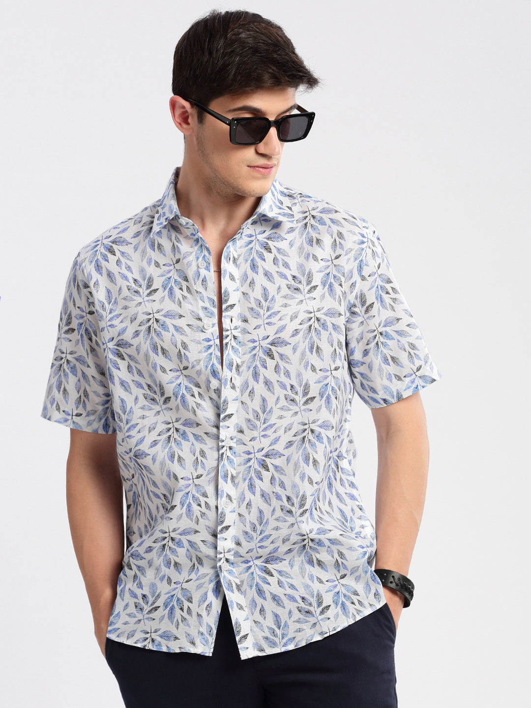 Men Spread Collar Floral White Casual Shirt