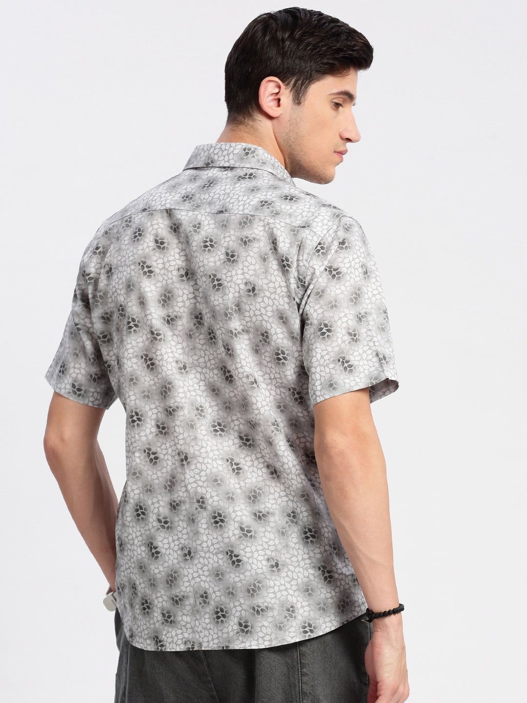 Men Spread Collar Floral Grey Casual Shirt