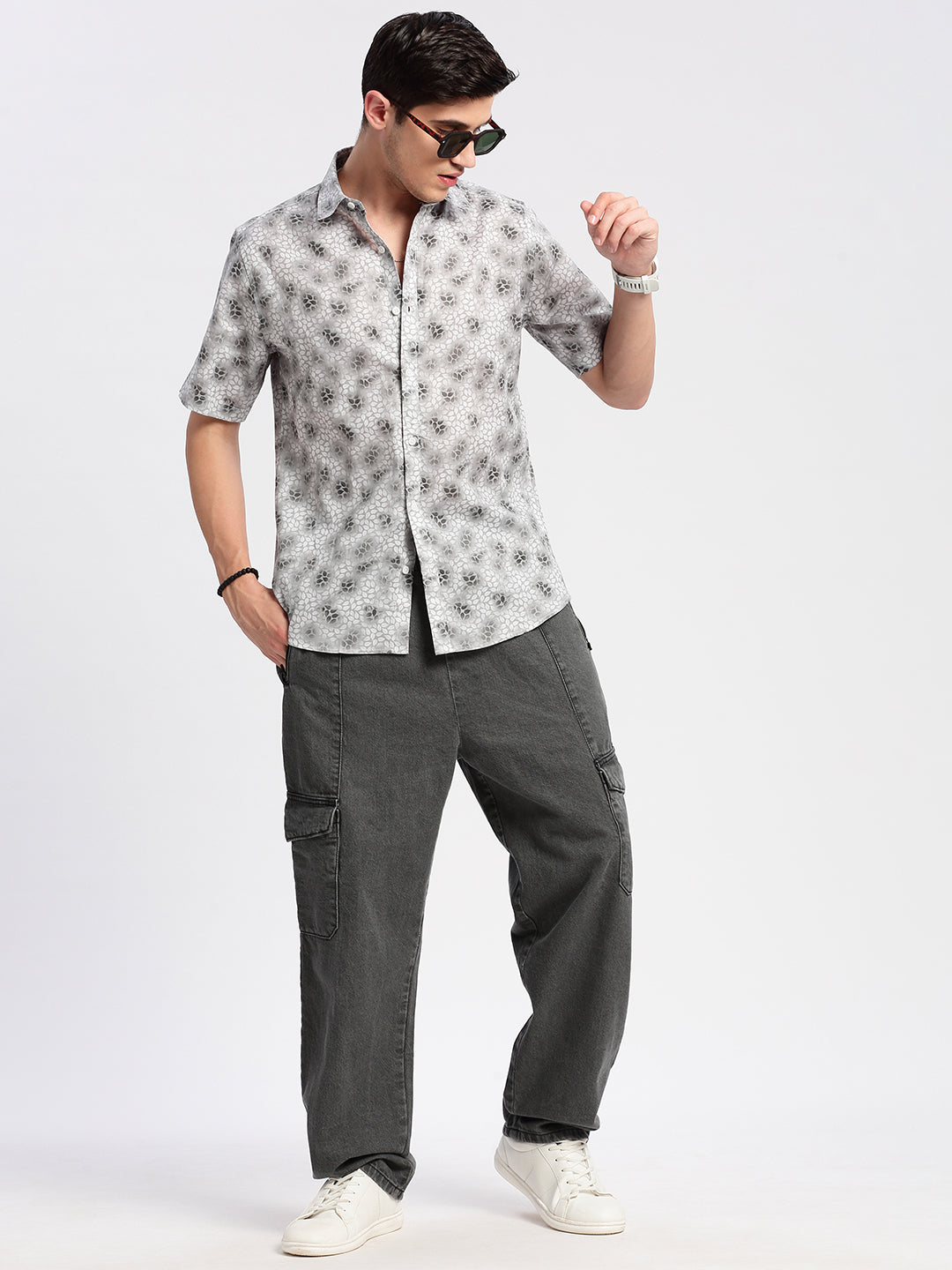 Men Spread Collar Floral Grey Casual Shirt