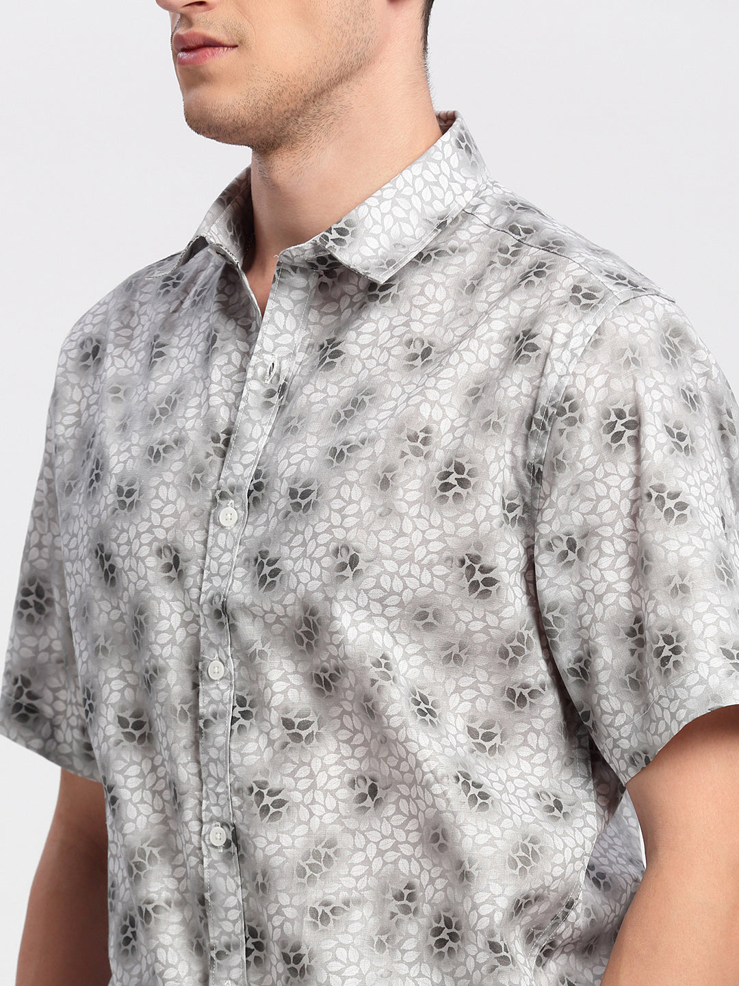 Men Spread Collar Floral Grey Casual Shirt