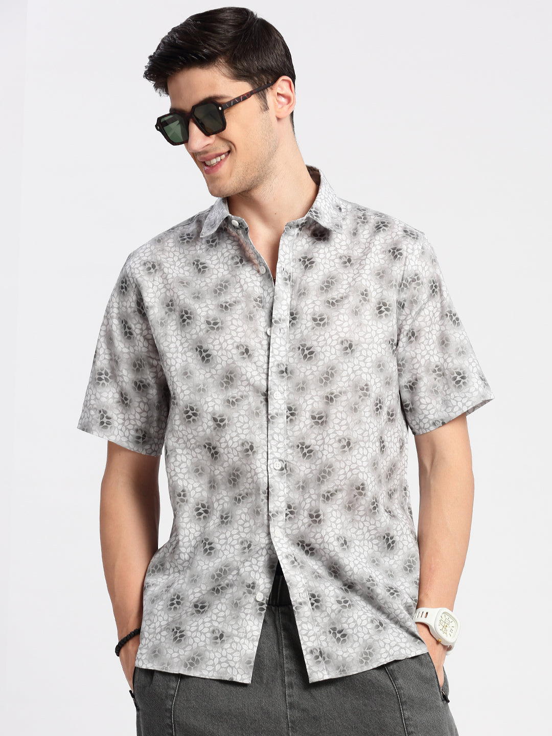 Men Spread Collar Floral Grey Casual Shirt