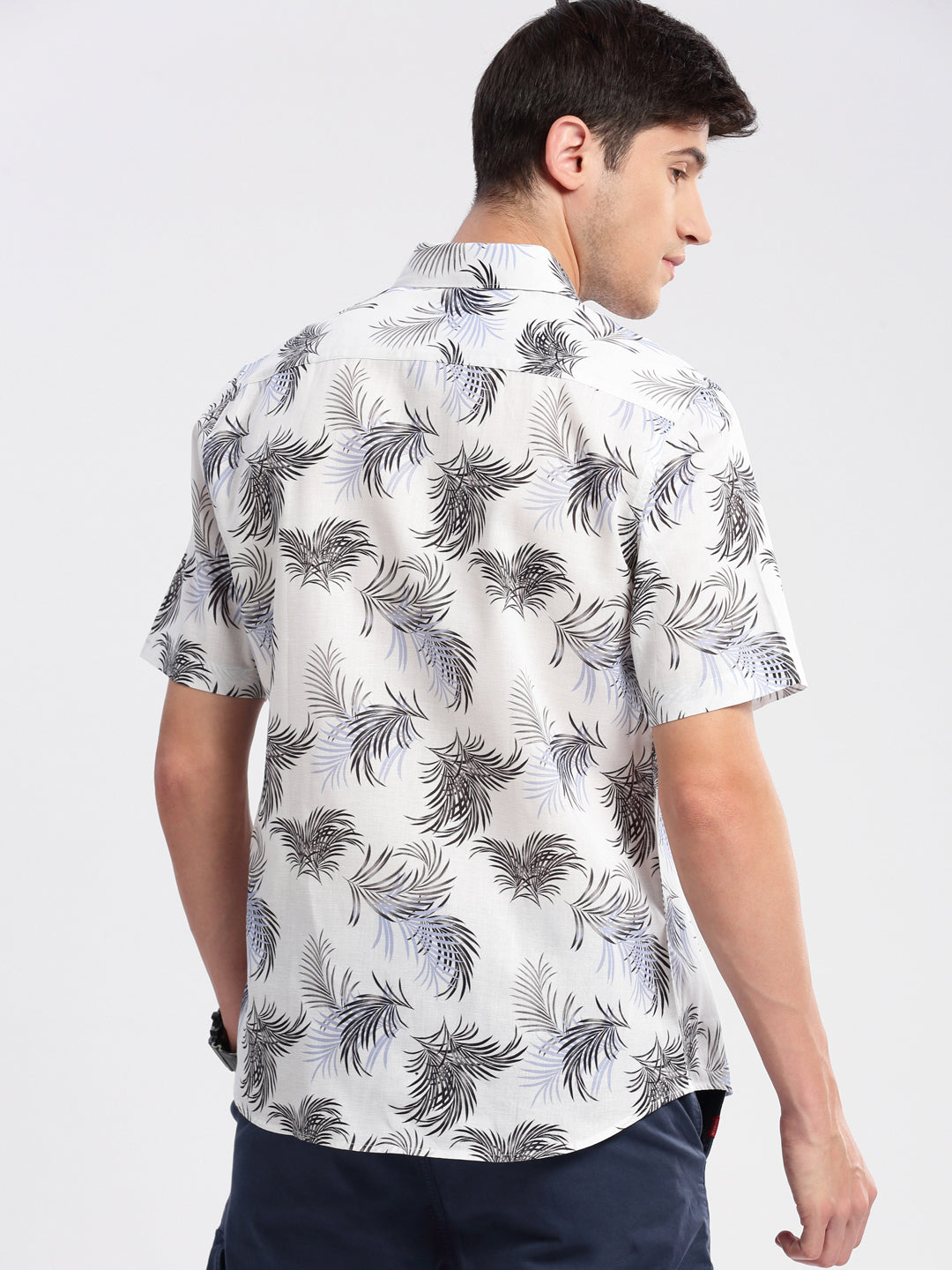 Men Spread Collar Floral White Casual Shirt