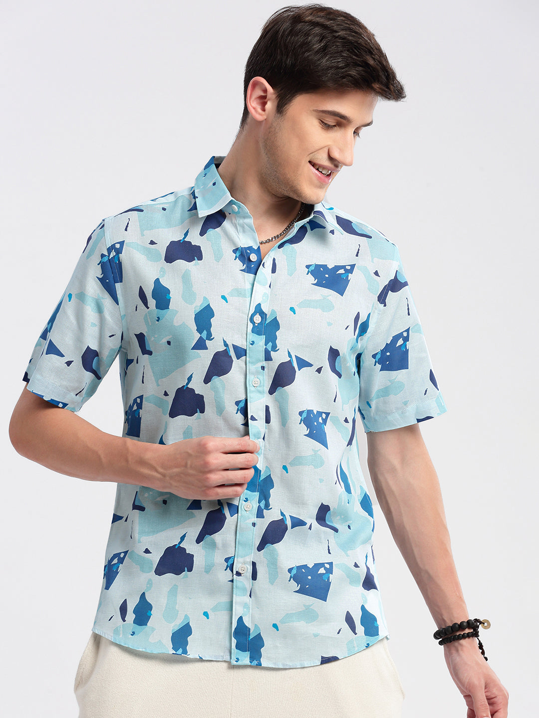 Men Spread Collar Abstract Blue Casual Shirt