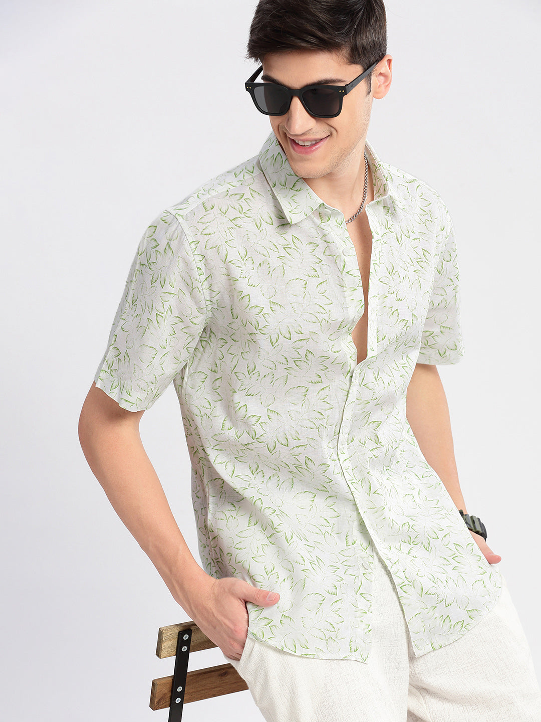 Men Spread Collar Floral Green Casual Shirt